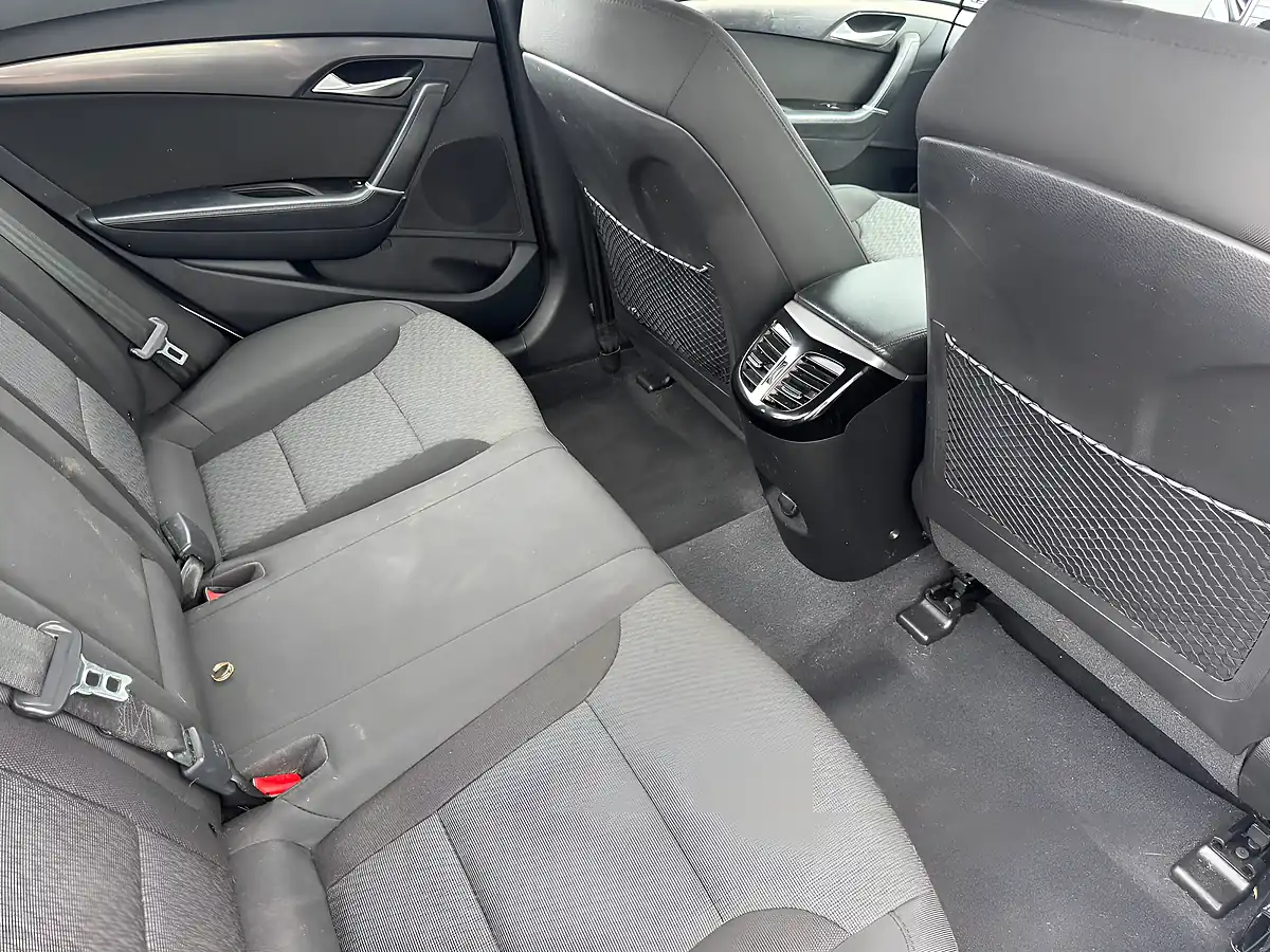 Used 2014 Hyundai I40 Active - Interior and Exterior details 14