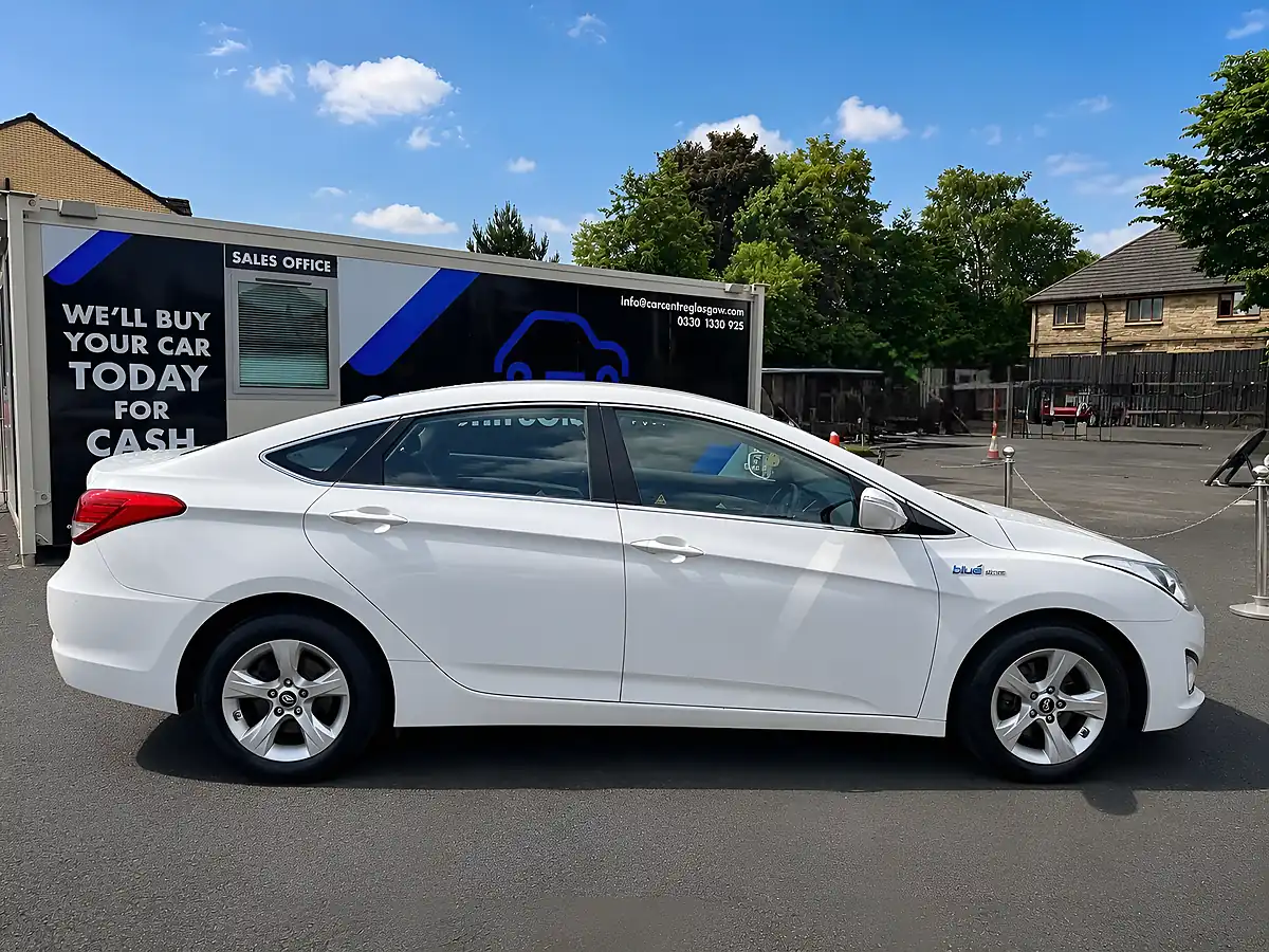 Used 2014 Hyundai I40 Active - Interior and Exterior details 8