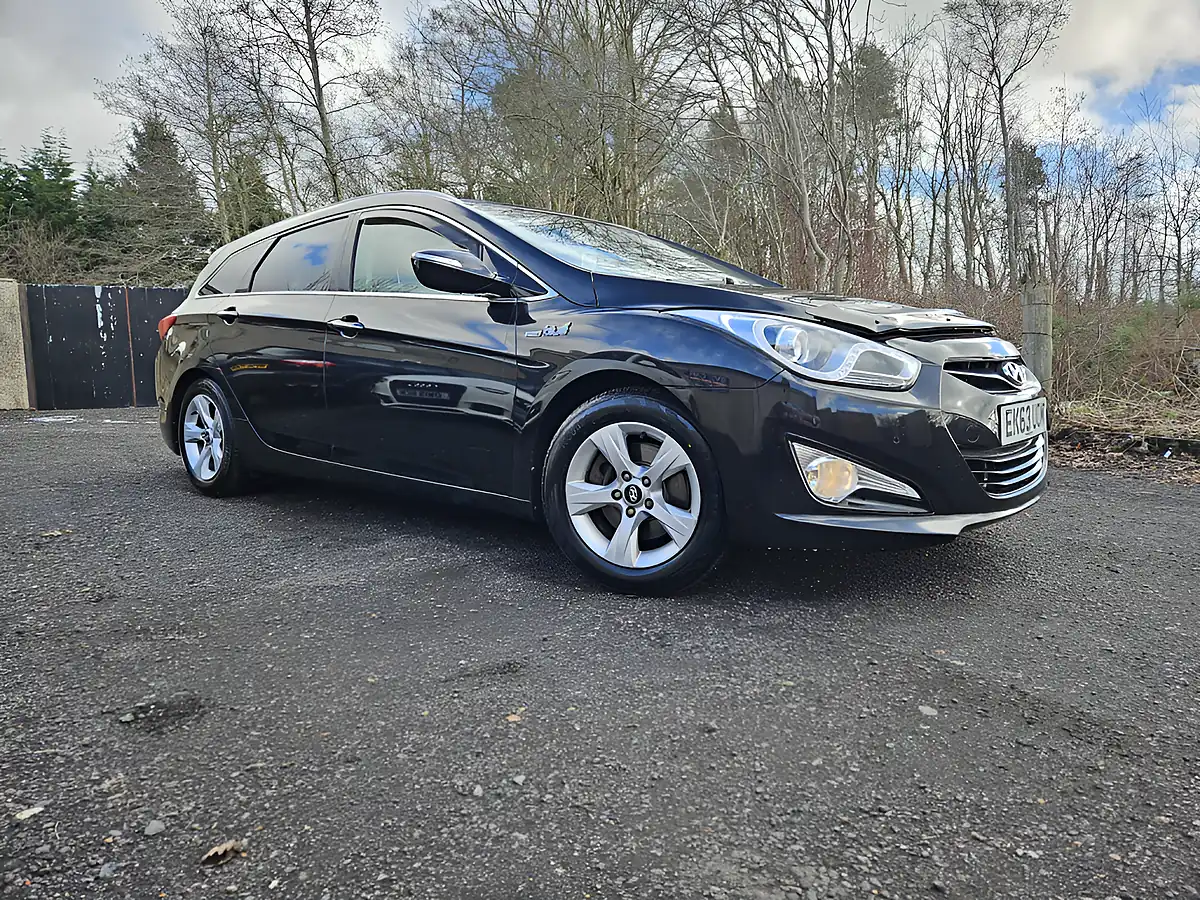 Used 2014 Hyundai I40 Blue Drive Style Black - Front View