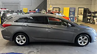 Used 2014 Hyundai I40 Style Silver - Interior and Exterior details 8