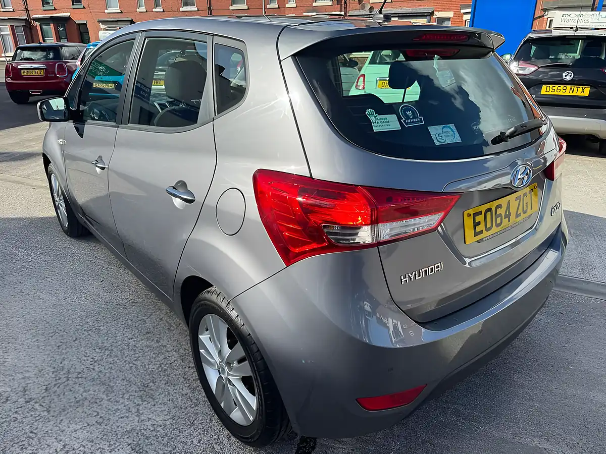 Used 2014 Hyundai Ix20 Active Grey - Interior and Exterior details 6