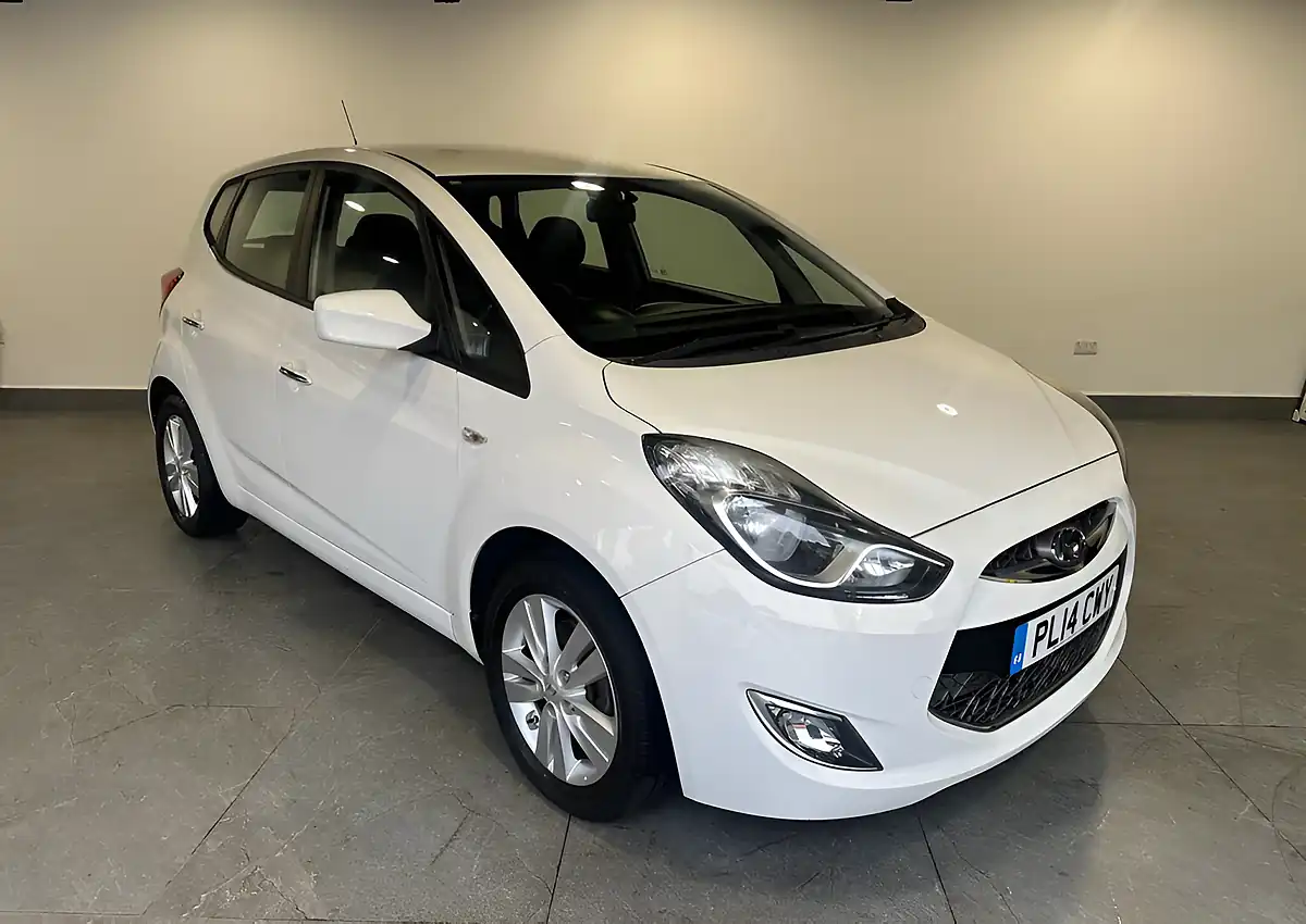 Used 2014 Hyundai ix20 Active White - Front View