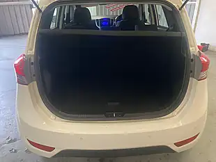 Used 2014 Hyundai IX20 Active White - Interior and Exterior details 15