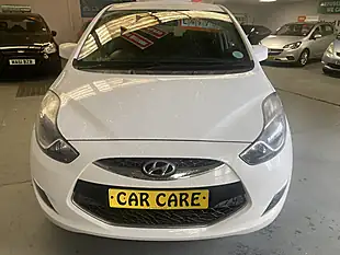 Used 2014 Hyundai IX20 Active White - Interior and Exterior details 8