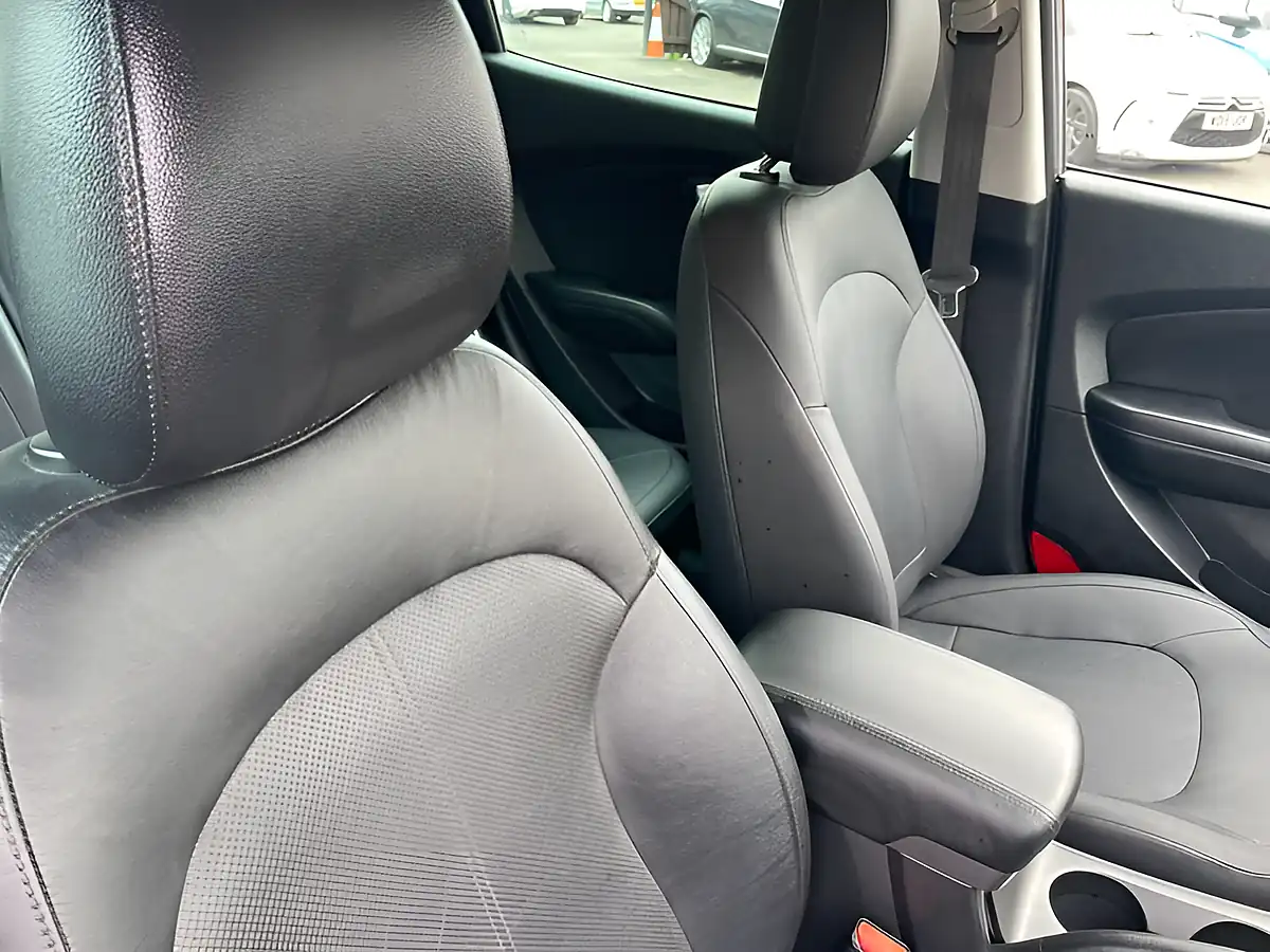 Used 2014 Hyundai ix35 Premium Grey - Interior and Exterior details 14