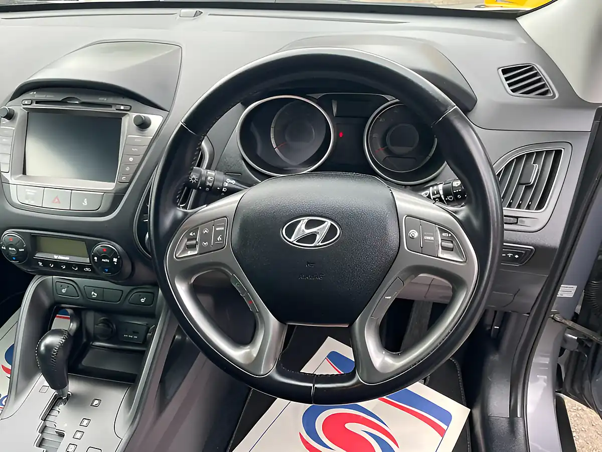 Used 2014 Hyundai ix35 Premium Grey - Interior and Exterior details 16