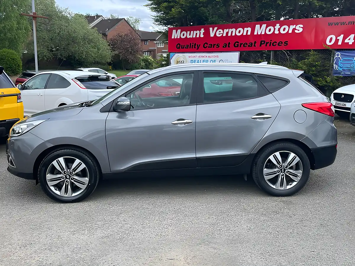 Used 2014 Hyundai ix35 Premium Grey - Interior and Exterior details 5