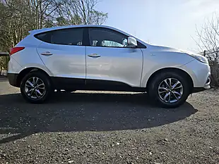 Used 2014 Hyundai IX35 S Silver - Interior and Exterior details 6