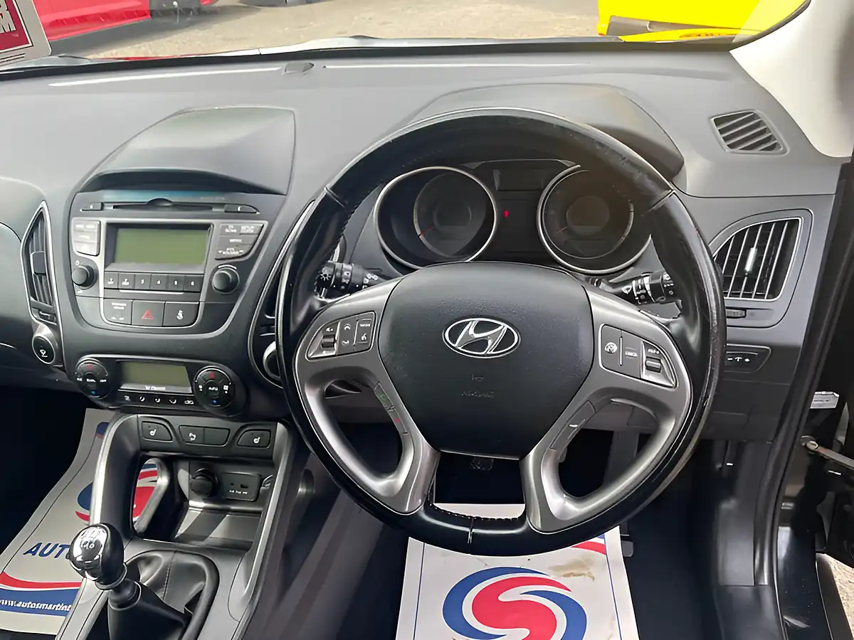Used 2014 Hyundai ix35 Se Black - Interior and Exterior details 16
