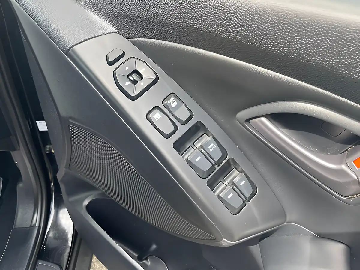 Used 2014 Hyundai ix35 Se Black - Interior and Exterior details 17