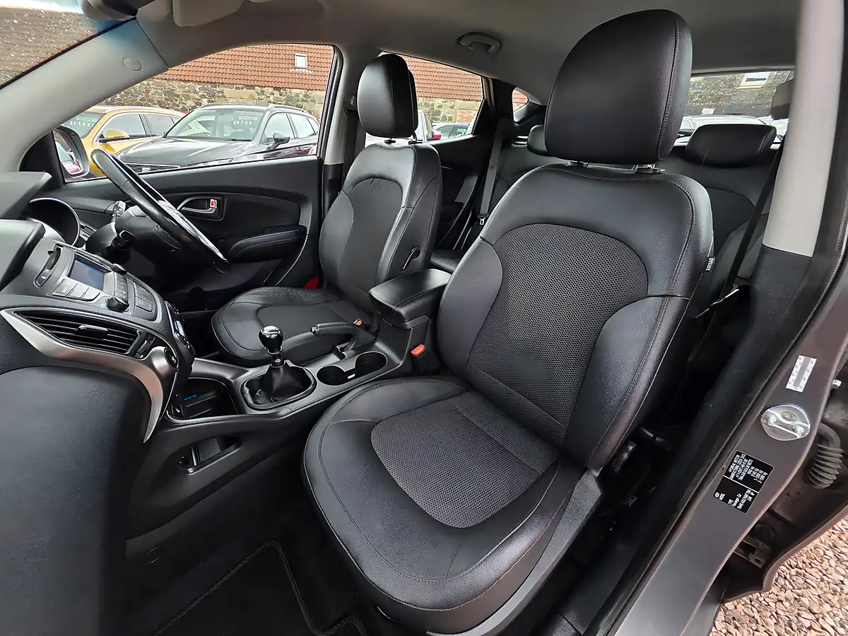 Used 2014 Hyundai IX35 Se Grey - Interior and Exterior details 10