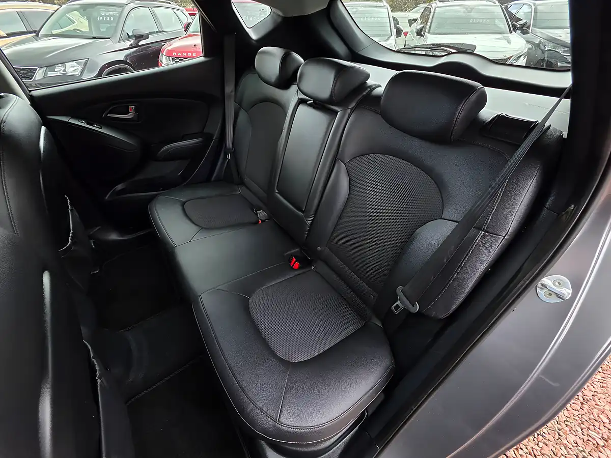 Used 2014 Hyundai IX35 Se Grey - Interior and Exterior details 12