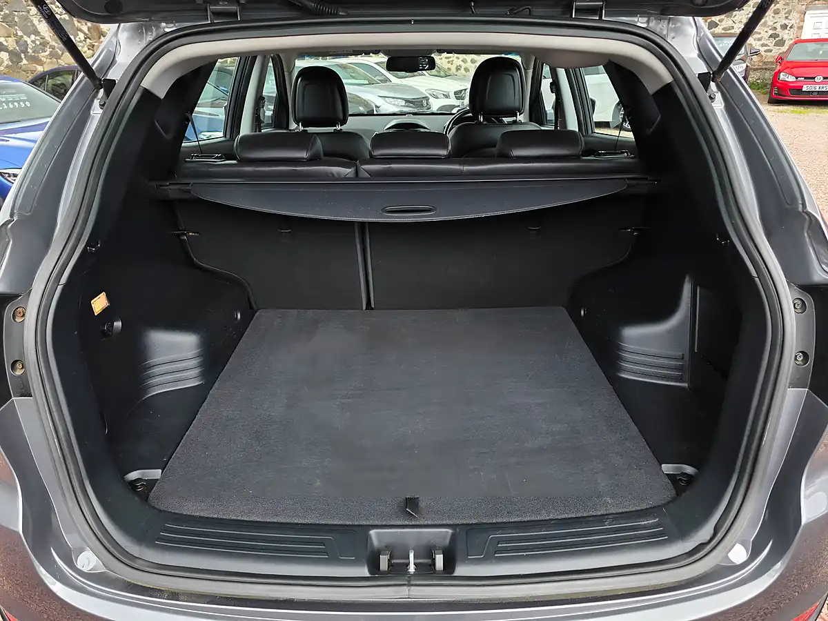Used 2014 Hyundai IX35 Se Grey - Interior and Exterior details 13
