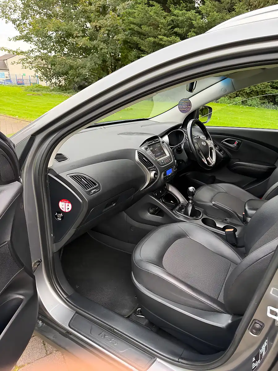 Used 2014 Hyundai IX35 Se Grey - Interior and Exterior details 19