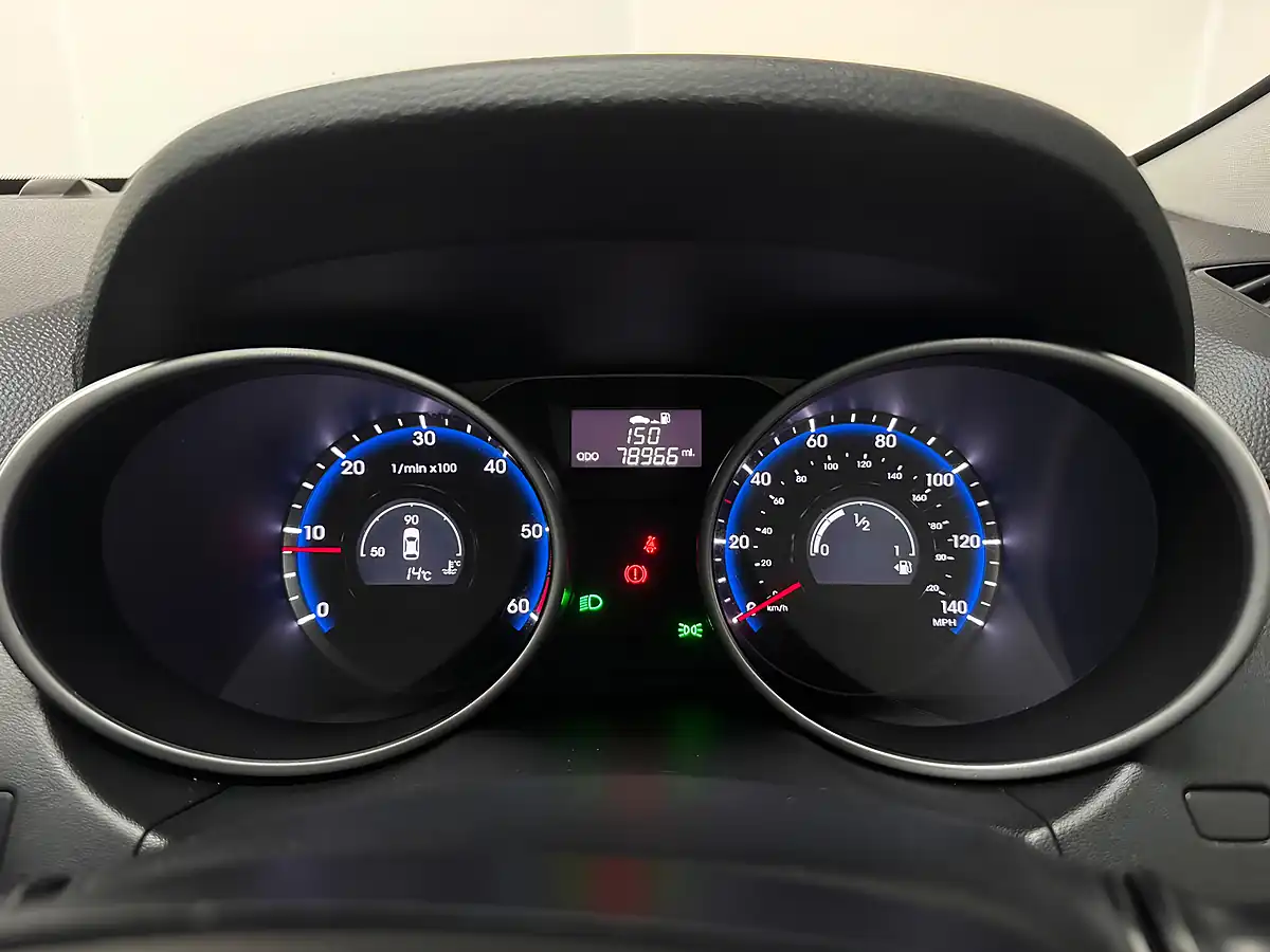 Used 2014 Hyundai IX35 Se Steel Grey - Interior and Exterior details 11