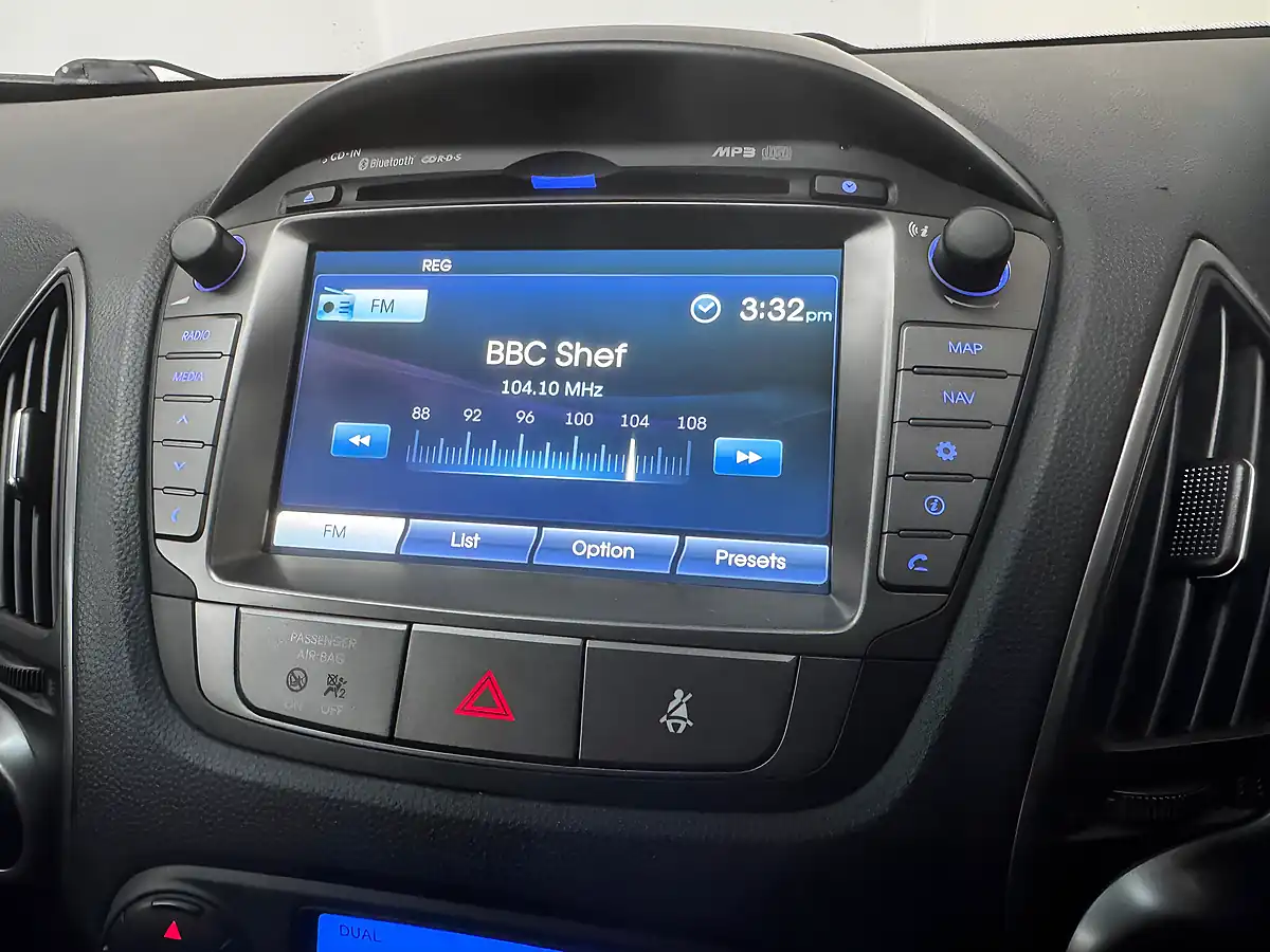Used 2014 Hyundai IX35 Se Steel Grey - Interior and Exterior details 12