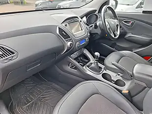 Used 2014 Hyundai IX35 Se White - Interior and Exterior details 2