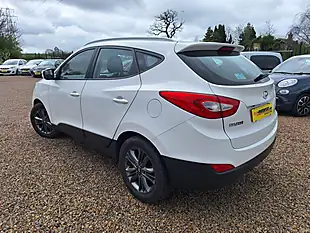 Used 2014 Hyundai IX35 Se White - Interior and Exterior details 4