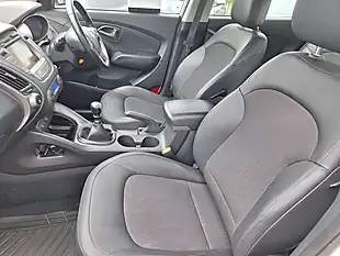 Used 2014 Hyundai IX35 Se White - Interior and Exterior details 6