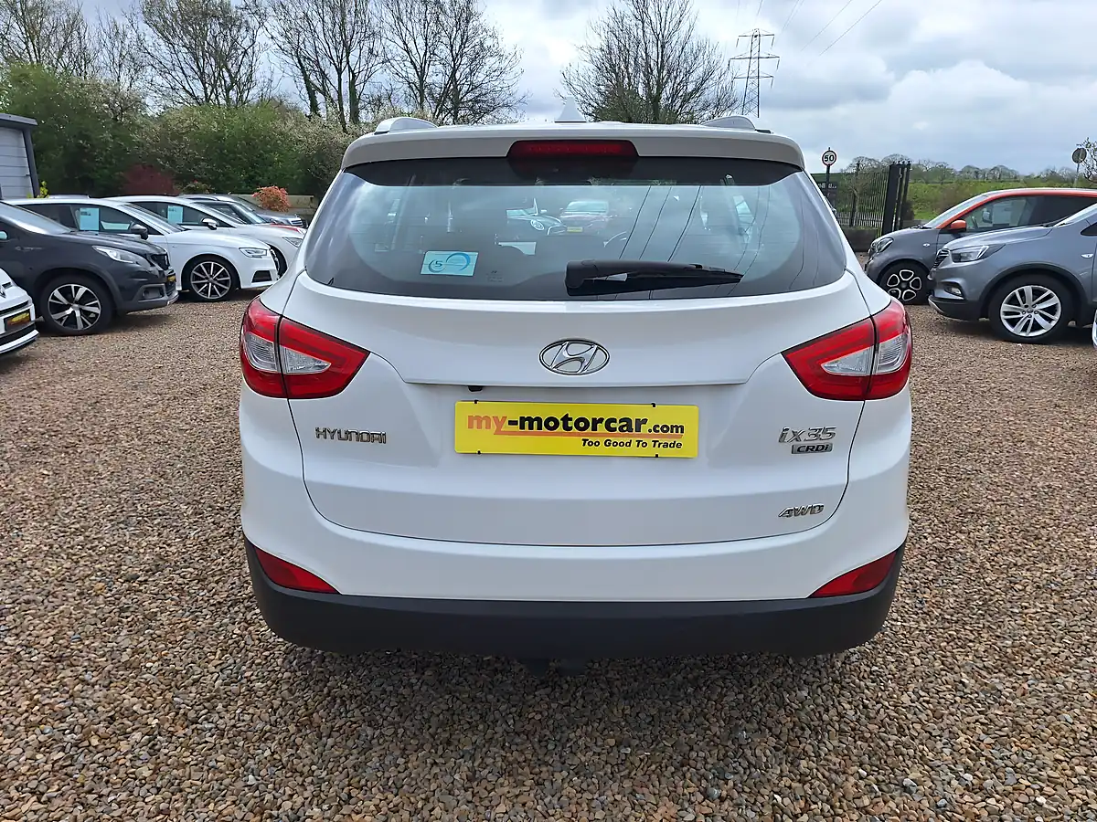 Used 2014 Hyundai IX35 Se White - Interior and Exterior details 9