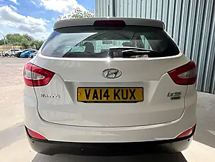 Used 2014 Hyundai Ix35 Se White - Interior and Exterior details 11