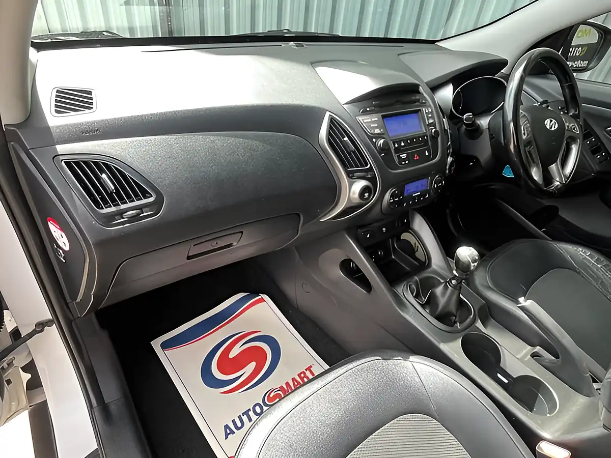 Used 2014 Hyundai Ix35 Se White - Interior and Exterior details 17