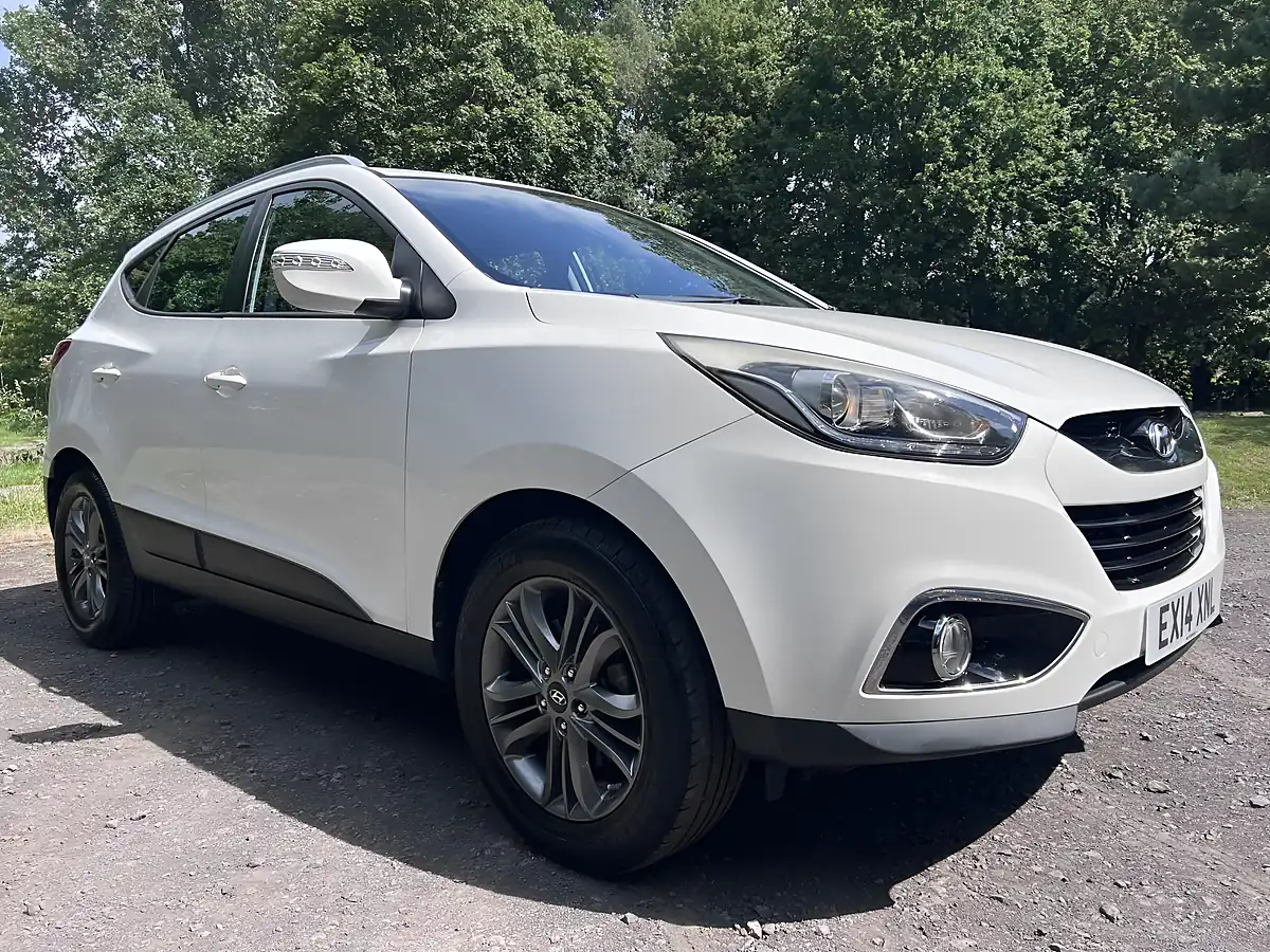 Used 2014 Hyundai IX35 Se White - Interior and Exterior details 10