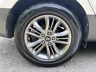 Used 2014 Hyundai IX35 Se White - Interior and Exterior details 13