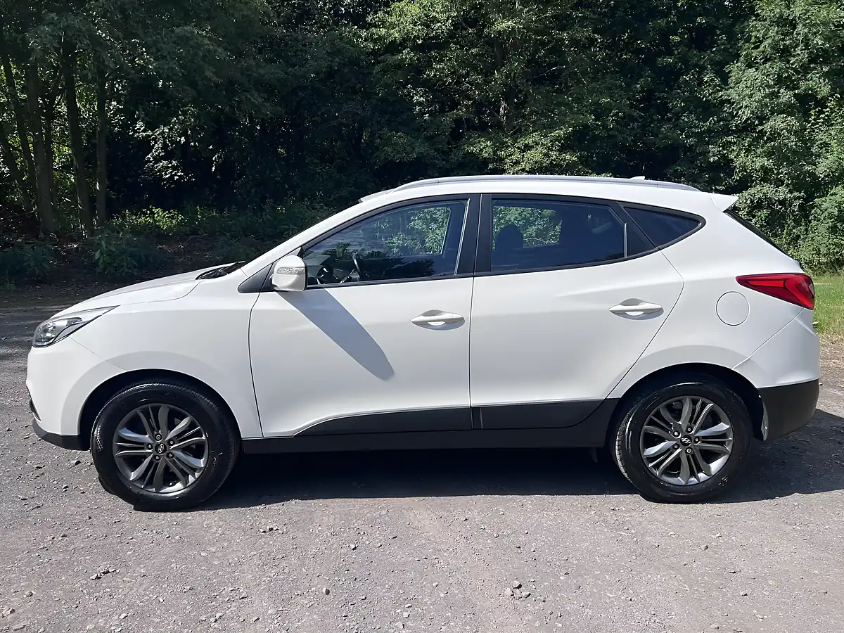 Used 2014 Hyundai IX35 Se White - Interior and Exterior details 2