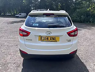 Used 2014 Hyundai IX35 Se White - Interior and Exterior details 4