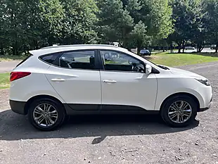 Used 2014 Hyundai IX35 Se White - Interior and Exterior details 6