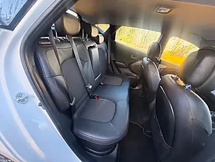 Used 2014 Hyundai IX35 Se White - Interior and Exterior details 17