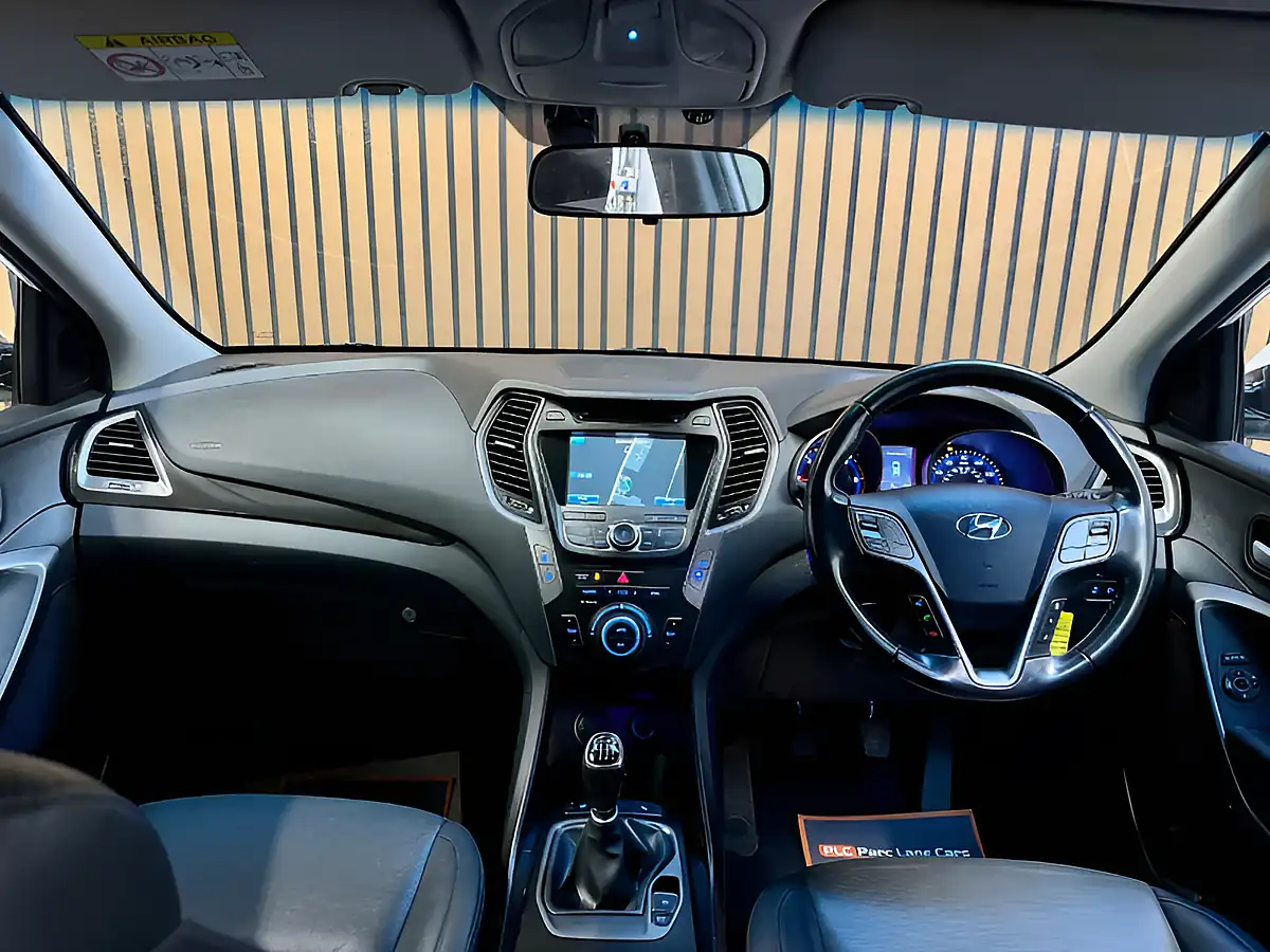 Used 2014 Hyundai Santa Fe Premium Creamy White - Interior and Exterior details 15