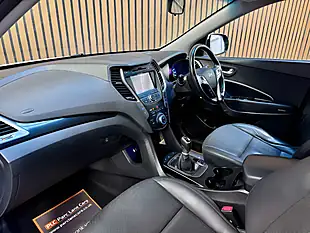 Used 2014 Hyundai Santa Fe Premium Creamy White - Interior and Exterior details 16