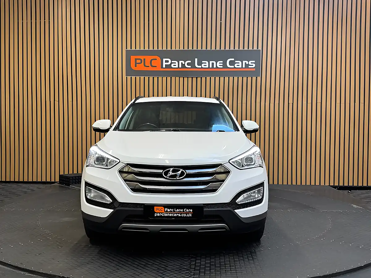 Used 2014 Hyundai Santa Fe Premium Creamy White - Interior and Exterior details 8