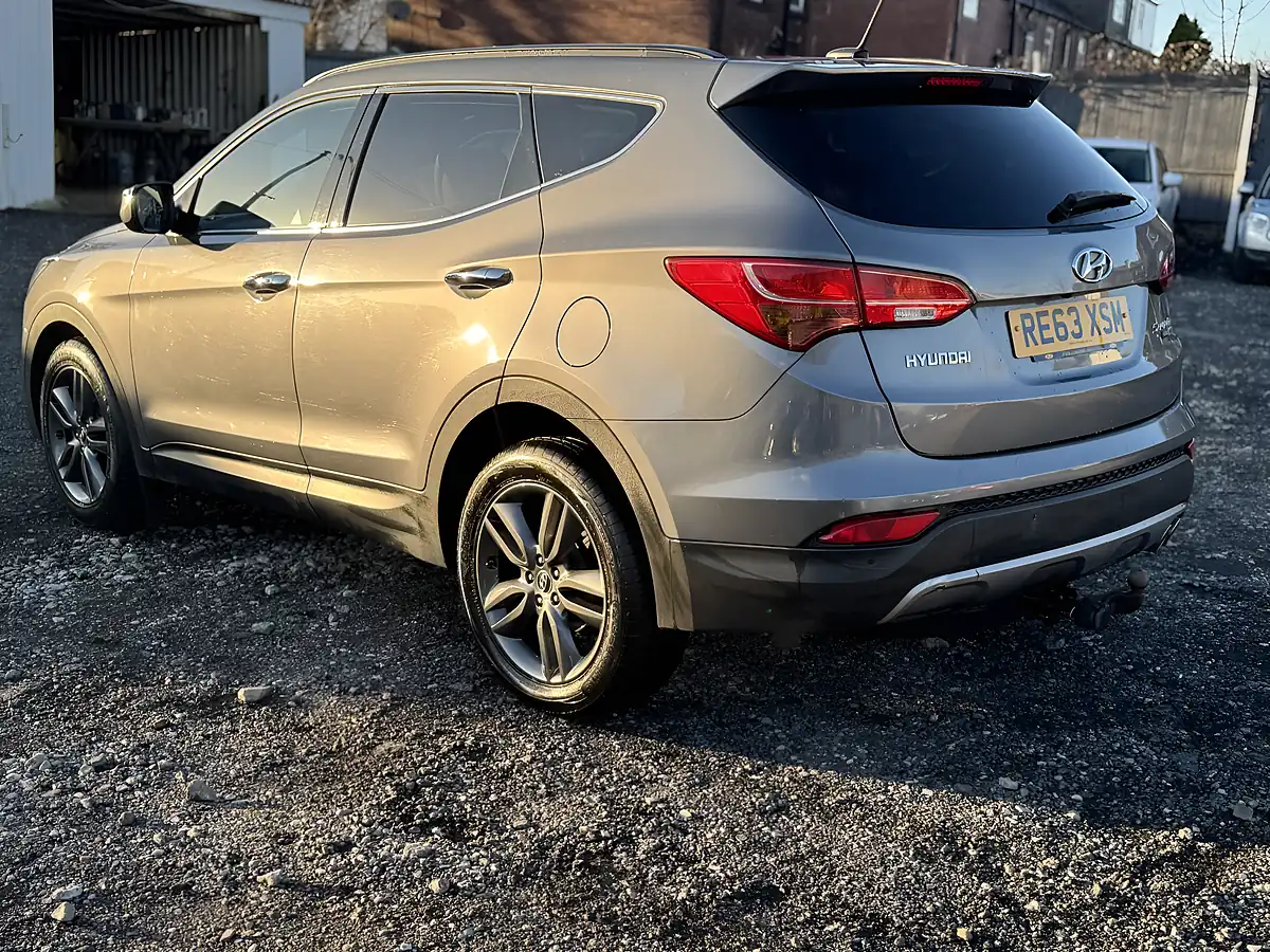 Used 2014 Hyundai Santa Fe Premium Se Silver - Interior and Exterior details 5