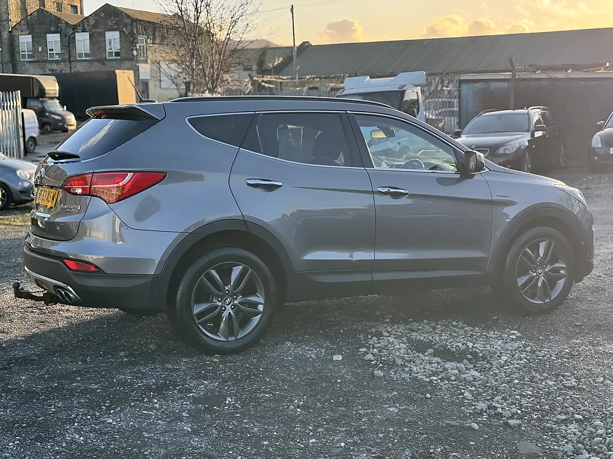 Used 2014 Hyundai Santa Fe Premium Se Silver - Interior and Exterior details 7