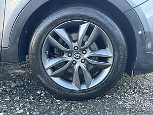 Used 2014 Hyundai Santa Fe Premium Se Silver - Interior and Exterior details 9
