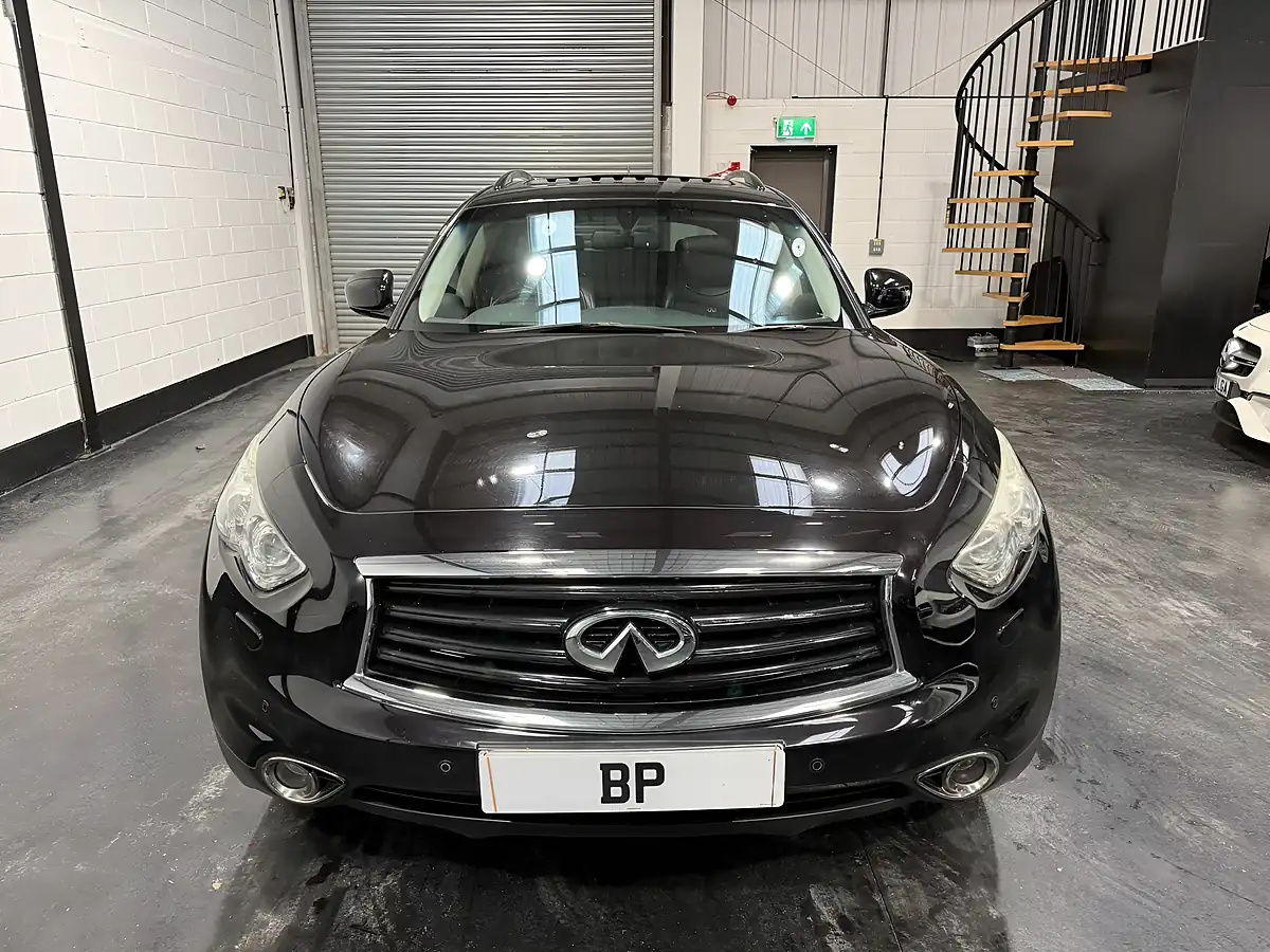 Used 2014 Infiniti QX70 GT Black - Interior and Exterior details 2