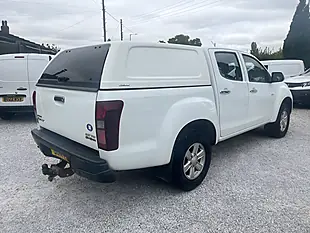 Used 2014 Isuzu D-Max Eiger White - Interior and Exterior details 12