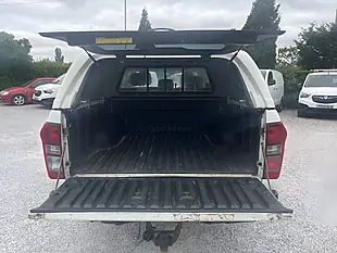 Used 2014 Isuzu D-Max Eiger White - Interior and Exterior details 18