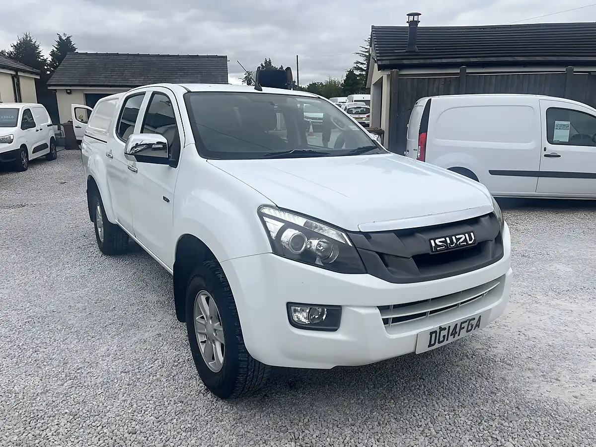 Used 2014 Isuzu D-Max Eiger White - Interior and Exterior details 2