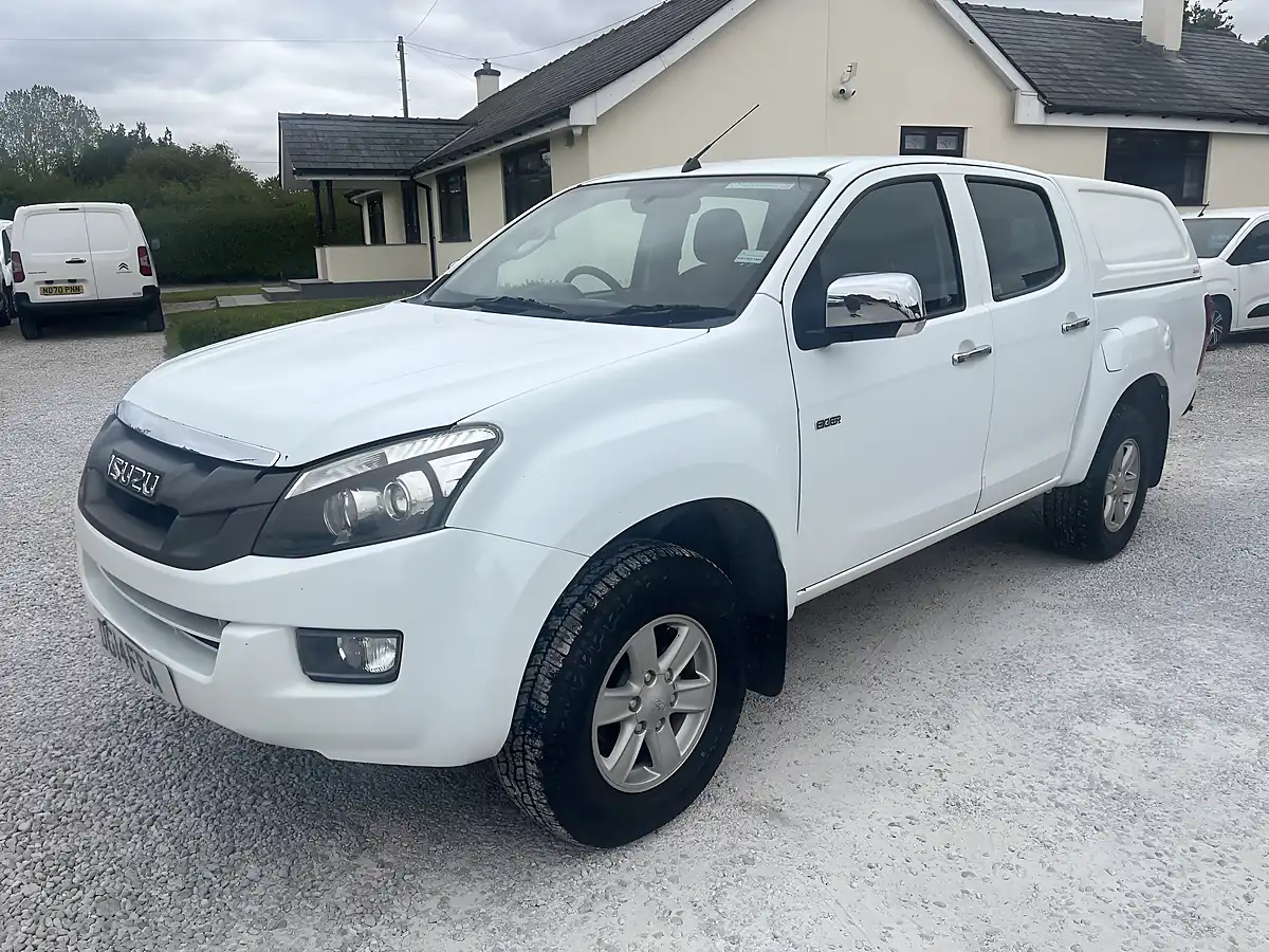 Used 2014 Isuzu D-Max Eiger White - Interior and Exterior details 6