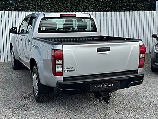 Used 2014 Isuzu D-Max Pickup Silver - Interior and Exterior details 4