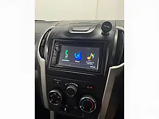 Used 2014 Isuzu D-Max Yukon Blue - Interior and Exterior details 17