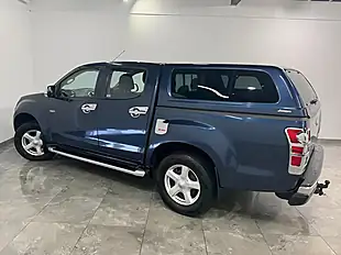 Used 2014 Isuzu D-Max Yukon Blue - Interior and Exterior details 5
