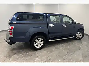 Used 2014 Isuzu D-Max Yukon Blue - Interior and Exterior details 7