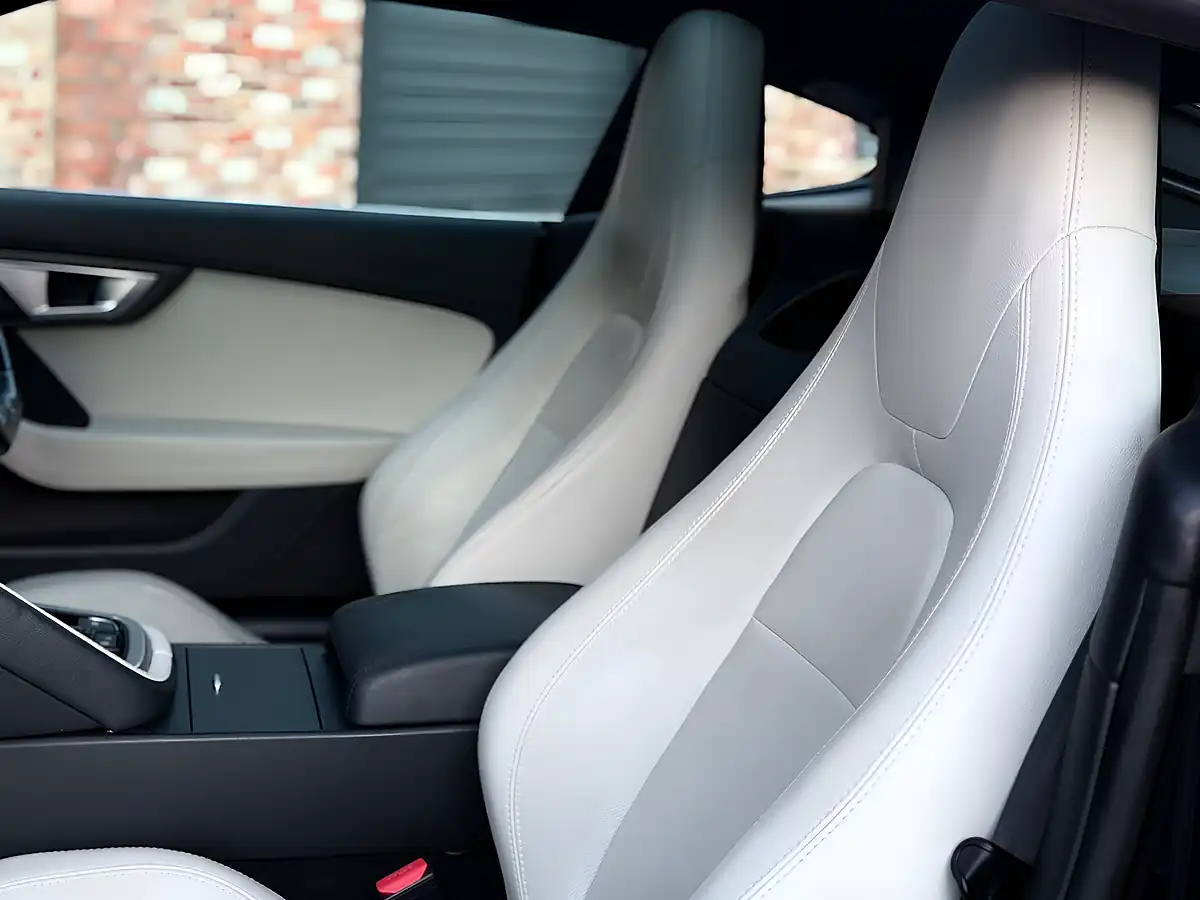 Used 2014 Jaguar F-Type Coupe Black Amethyst - Interior and Exterior details 14