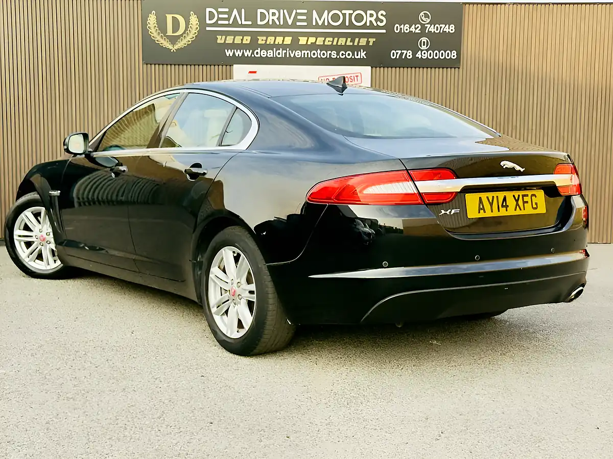 Used 2014 Jaguar Xf Luxury Black - Interior and Exterior details 5