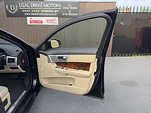 Used 2014 Jaguar Xf Luxury Black - Interior and Exterior details 9